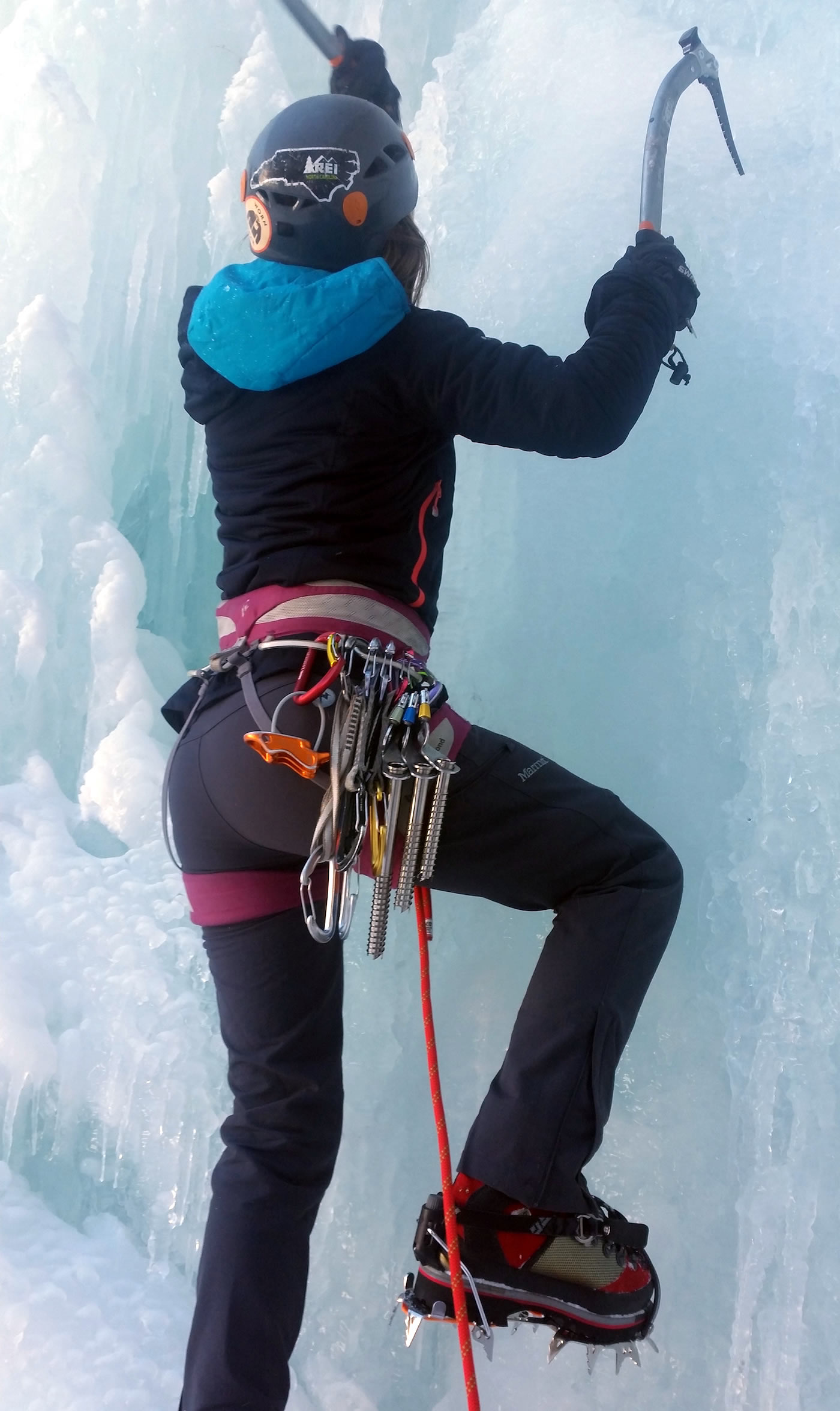 The author swings into the first moves of Rigid Designator (WI5- 115'). While the Lambda fit poorly on a Petzl Grigri belay device, its wide berth was well-suited to a tube-style device. [Photo] Alexander Kenan