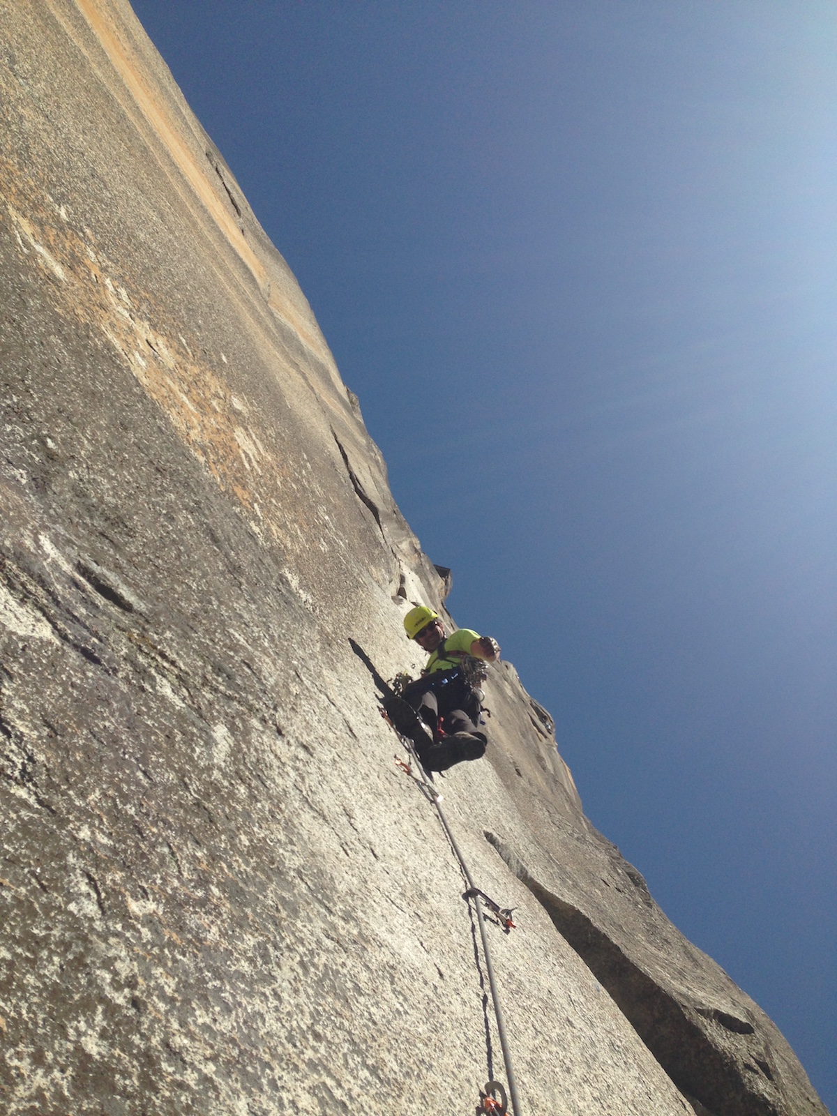McKiernan tests his adaptive leading system for the first time on Washington Column in 2015. [Photo] Alex McKiernan collection