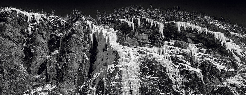 Smugglers' Notch, Vermont. [Photo] John Pitocco