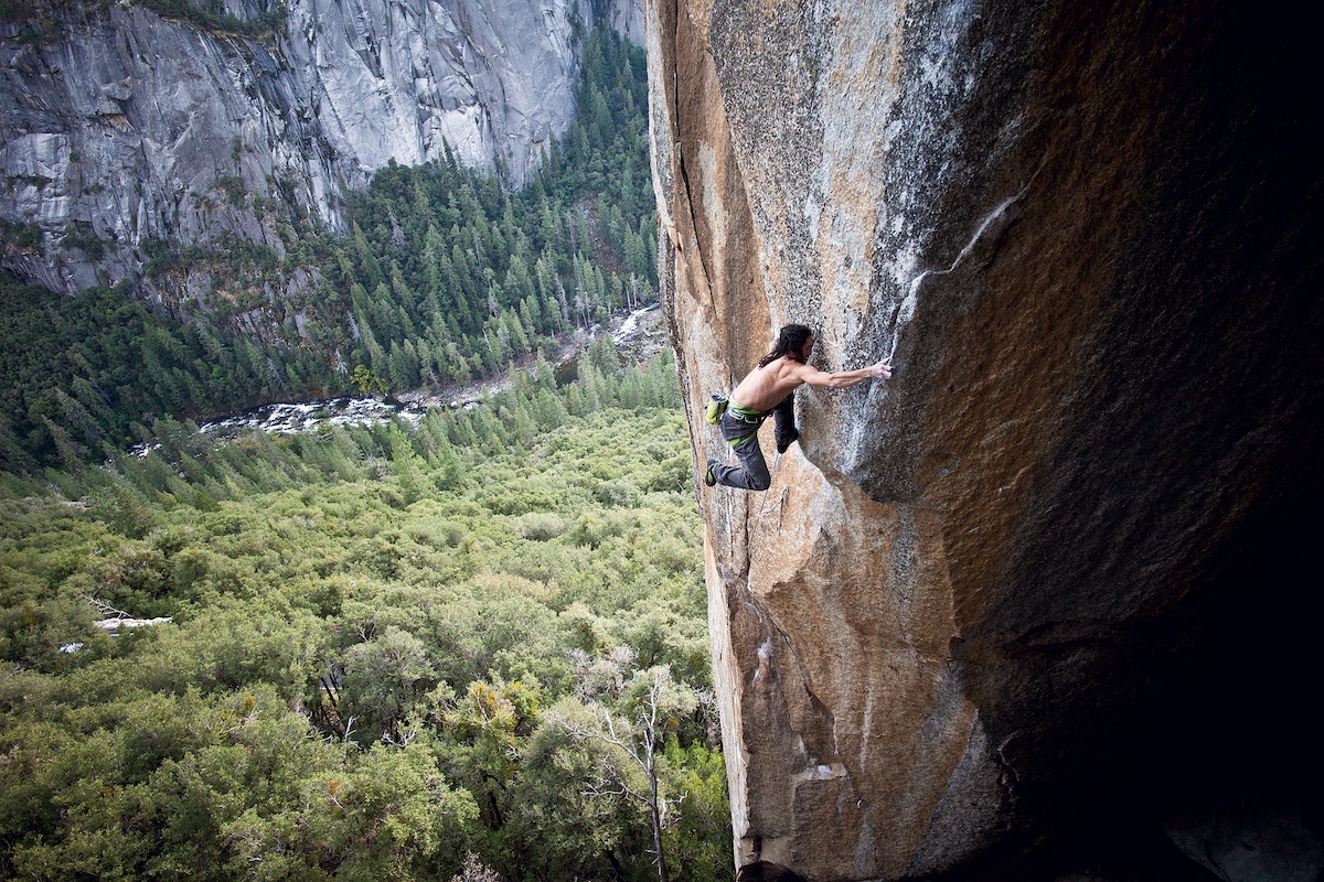 Lonnie Kauk on Crossroads (5.13d), a route Ron Kauk put up in 1994. [Photo] Christian Pondella