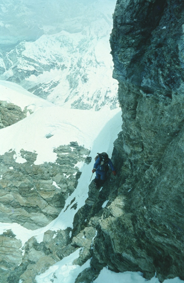 Andrej Stremfelj climbing below the Grey Band on his way to making the first ascent of the West Ridge Direct on Everest with Zaplotnik. [Photo] Andrej Stremfelj