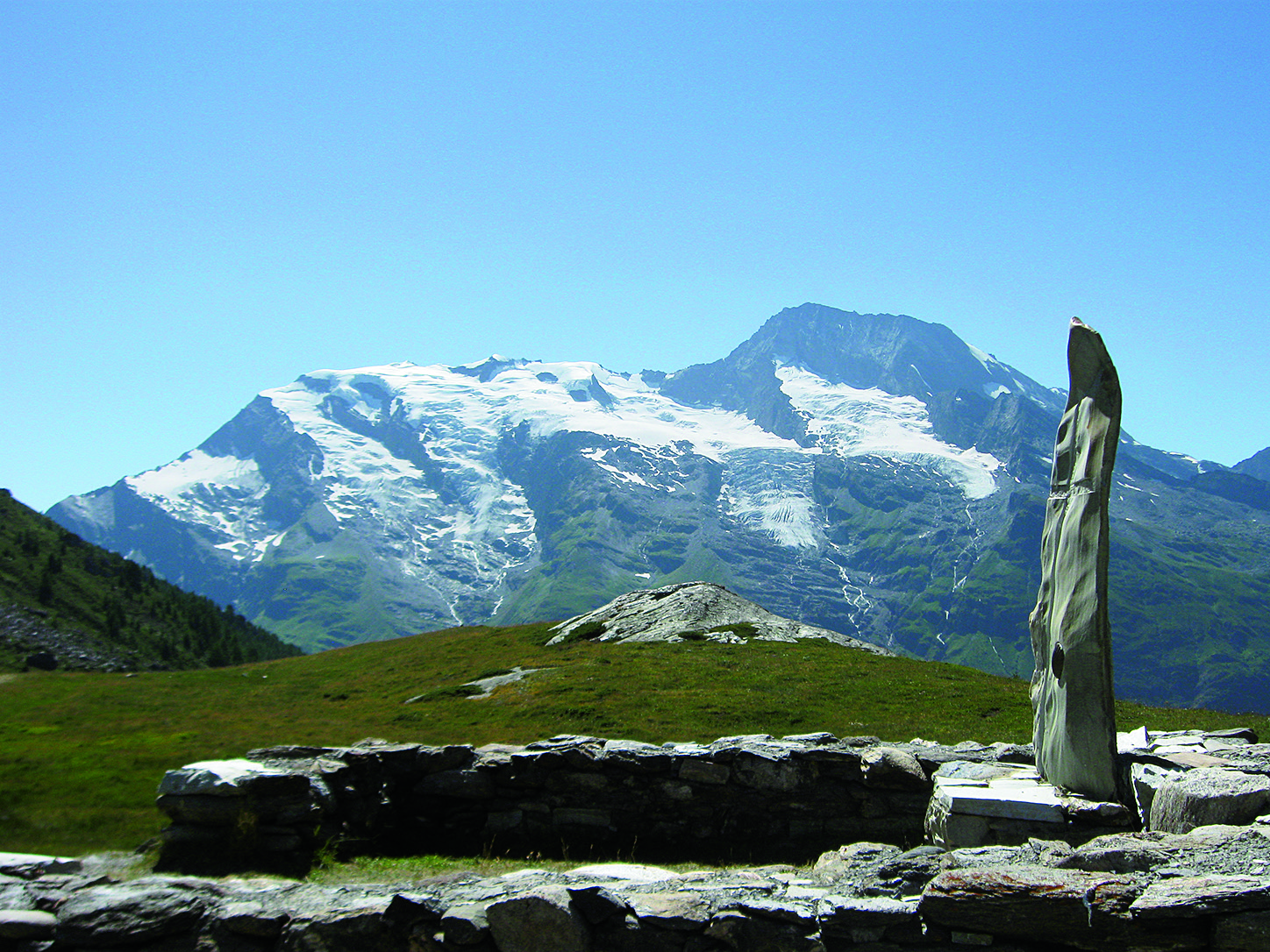 Ruins of the chapel of Saint Jacques, Tarentaise Alps, France. The chapel, Hollis explains, served the spiritual needs of summertime inhabitants of the alpage at Le Clou. [Photo] Dawn L. Hollis