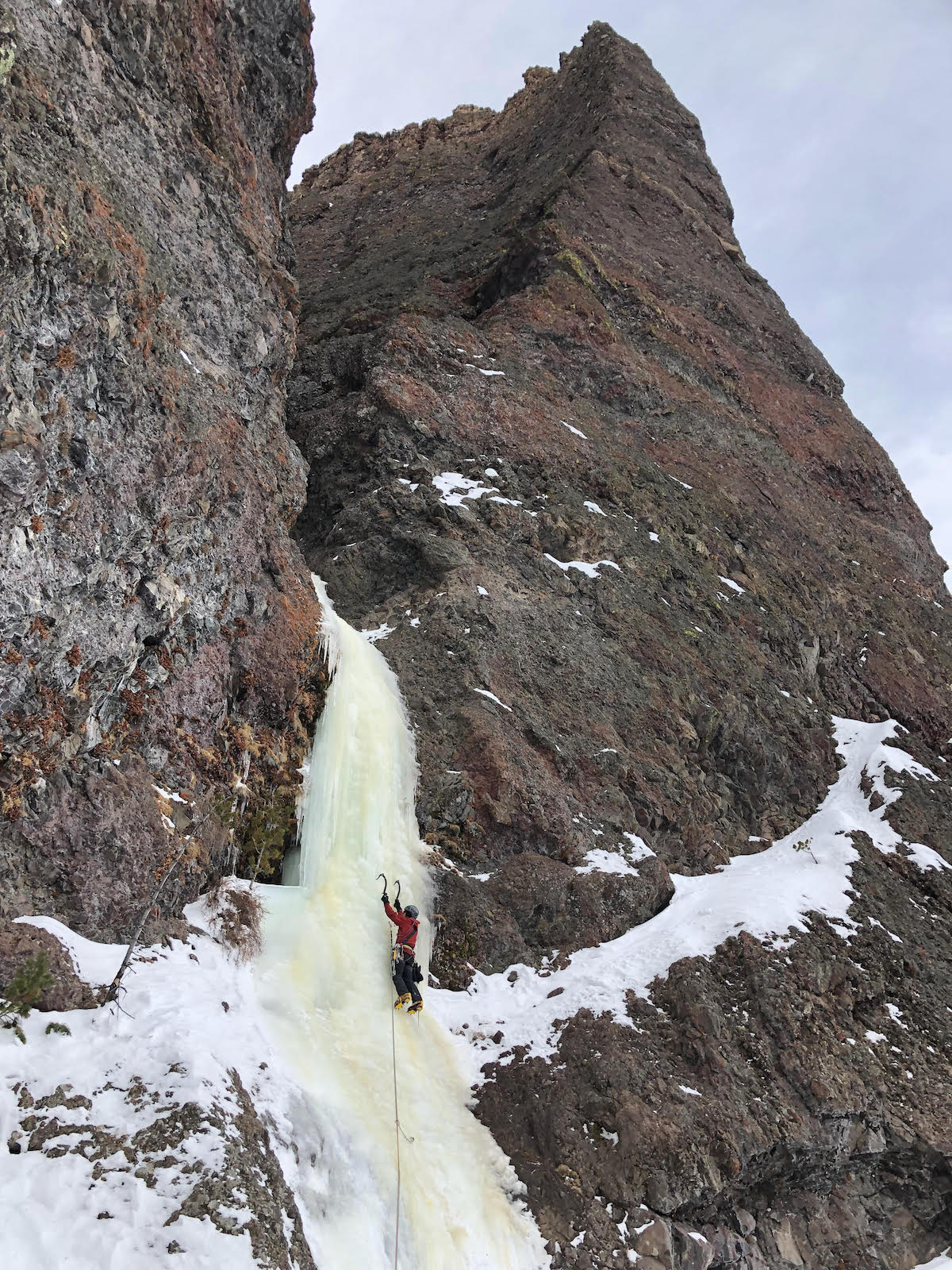 The author on Pitch 2 of Bobo Like, Hyalite Canyon, Montana. [Photo] Chris Luehder