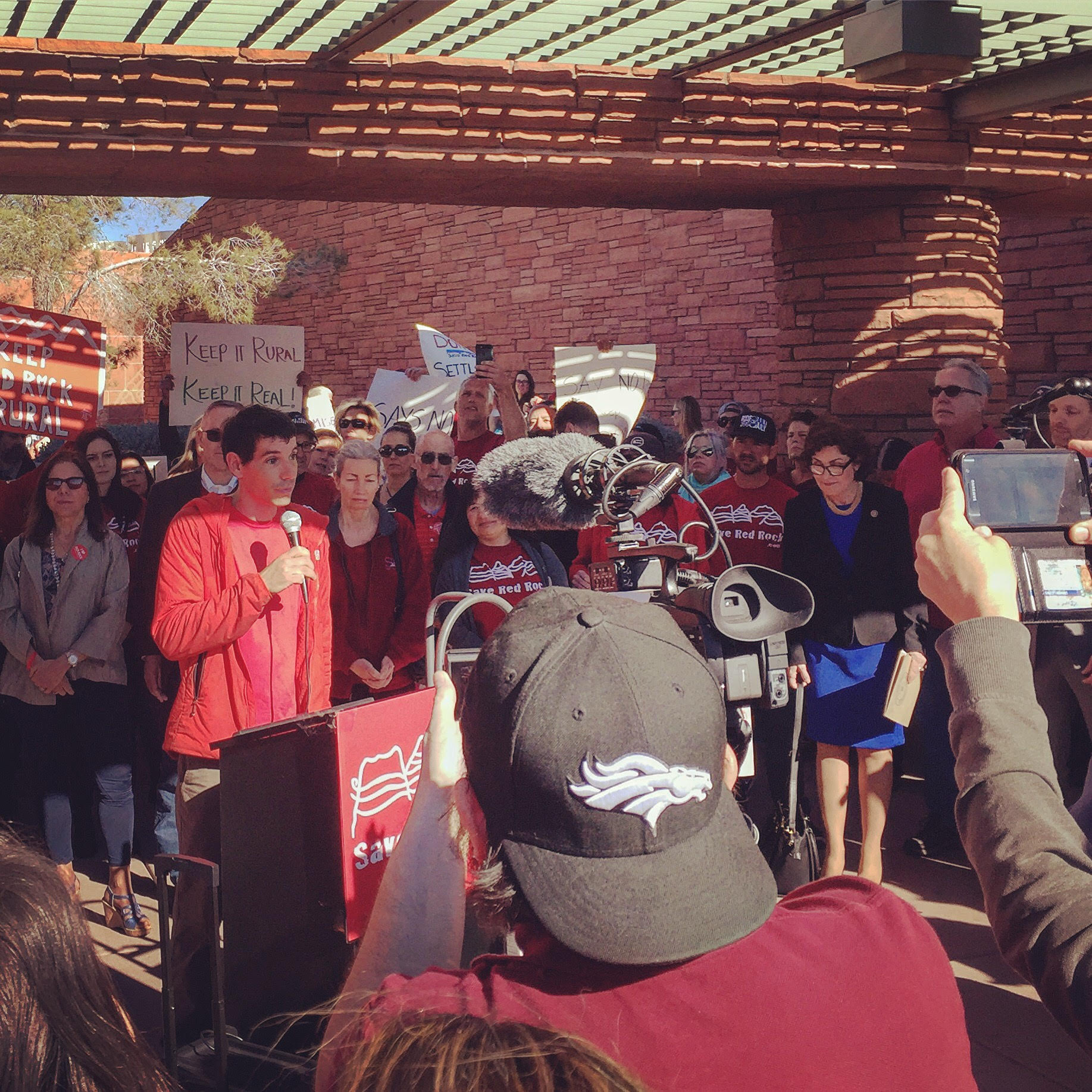 Alex Honnold speaks to a crowd of Save Red Rock supporters and media outside the Clark County Government Center before the February 22 hearing in which the County Zoning Commission ruled in favor of the concept plan for the Blue Diamond Hill development. Regardless of the outcome, the event was awesome--tons of support for our side, said Chris Weidner, a climber and freelance writer who attended the hearing. [Photo] Heather Weidner