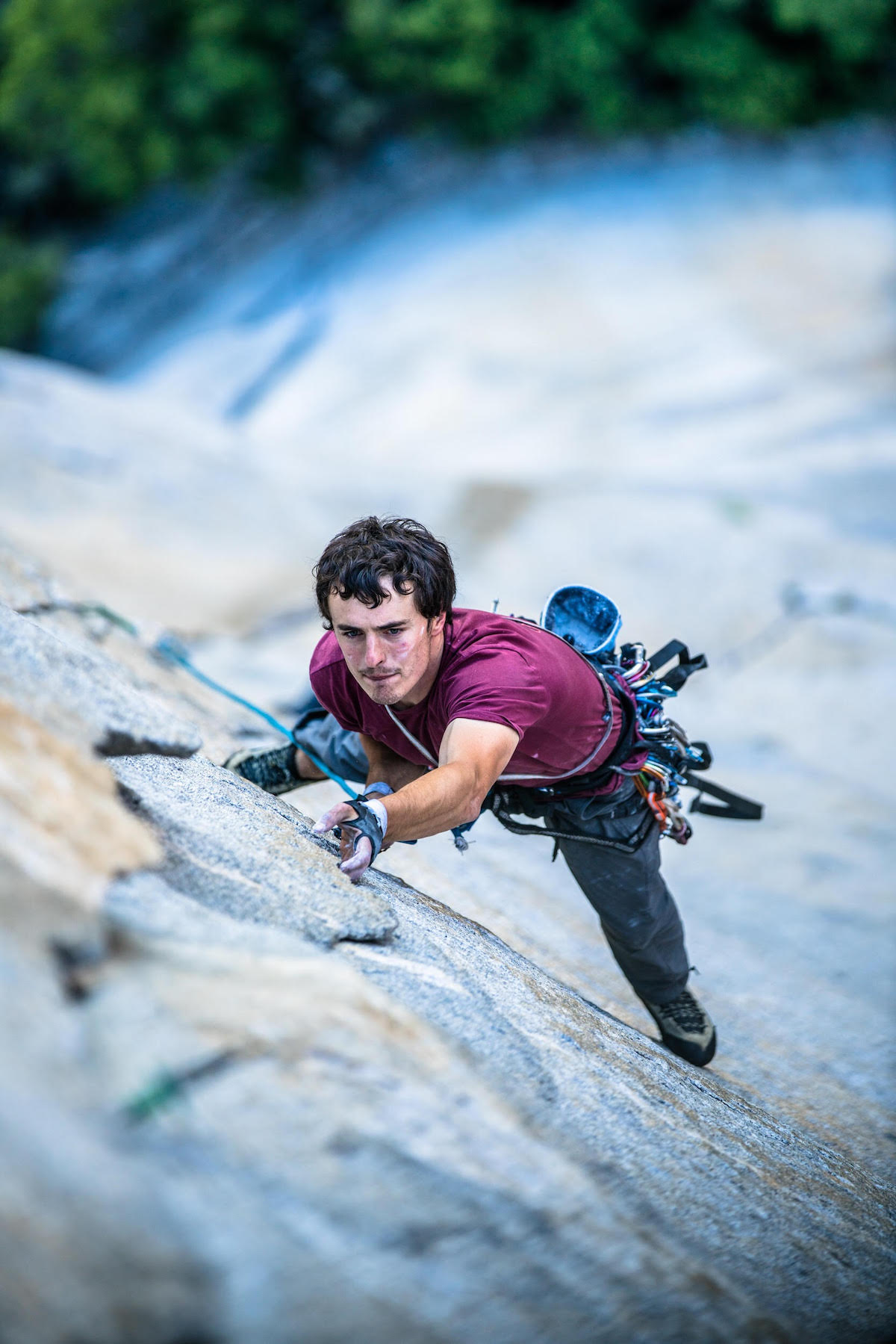 Brad Gobright climbing Lurking Fear (VI 5.7 C2, 2,000') on El Capitan.[Photo] Cheyne Lempe