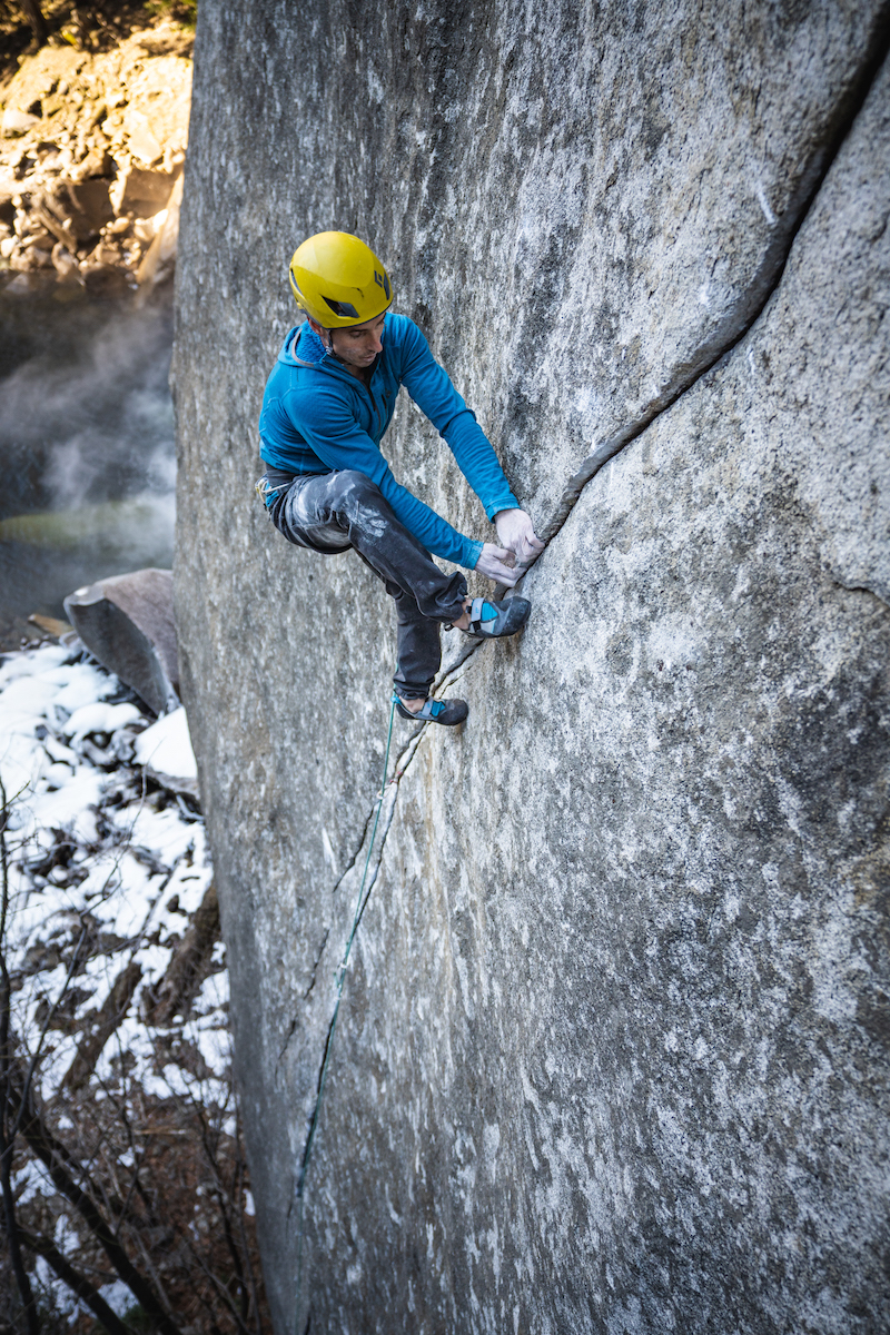 Traversi on Magic Line. [Photo] Christian Adam / Black Diamond