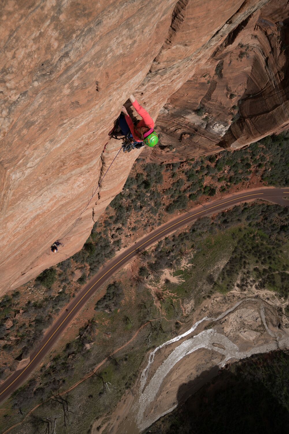 [Photo] Cody Tuttle/wingatemotion.com