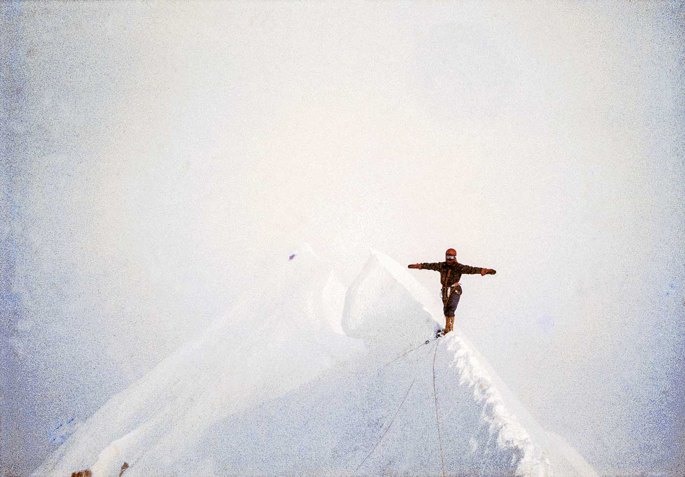 Shomi Suzuki atop Kumbhakarna in 1976. [Photo] Naoe Sakashita