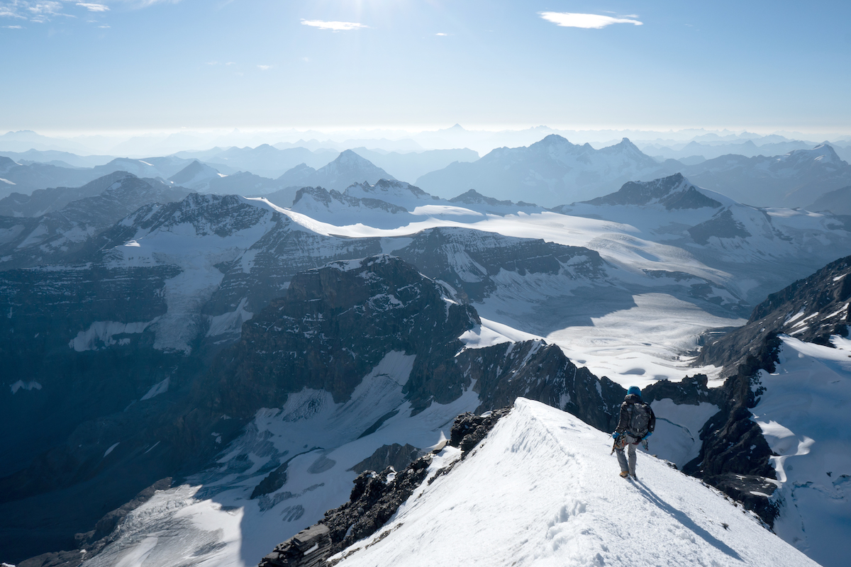 On the descent. [Photo] Quentin Lindfield Roberts