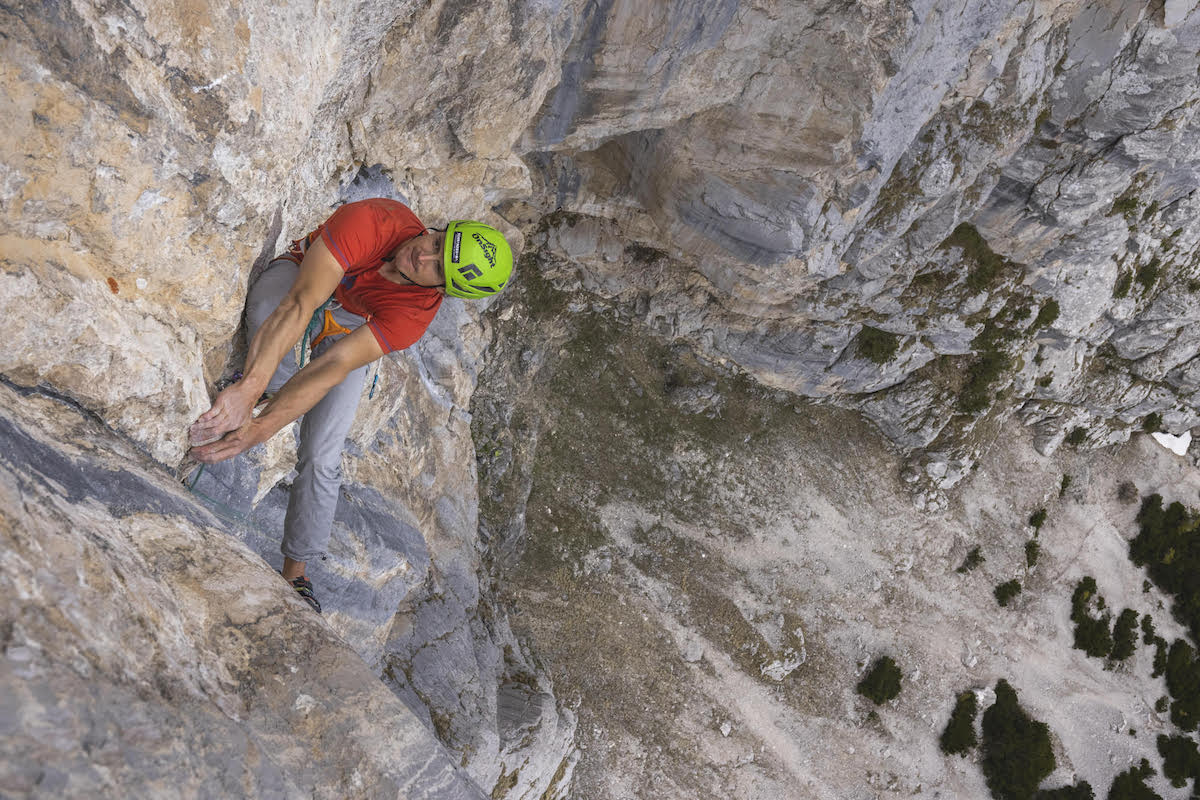 Schranz higher on the route. [Photo] Johannes Mair / Alpsolut Pictures