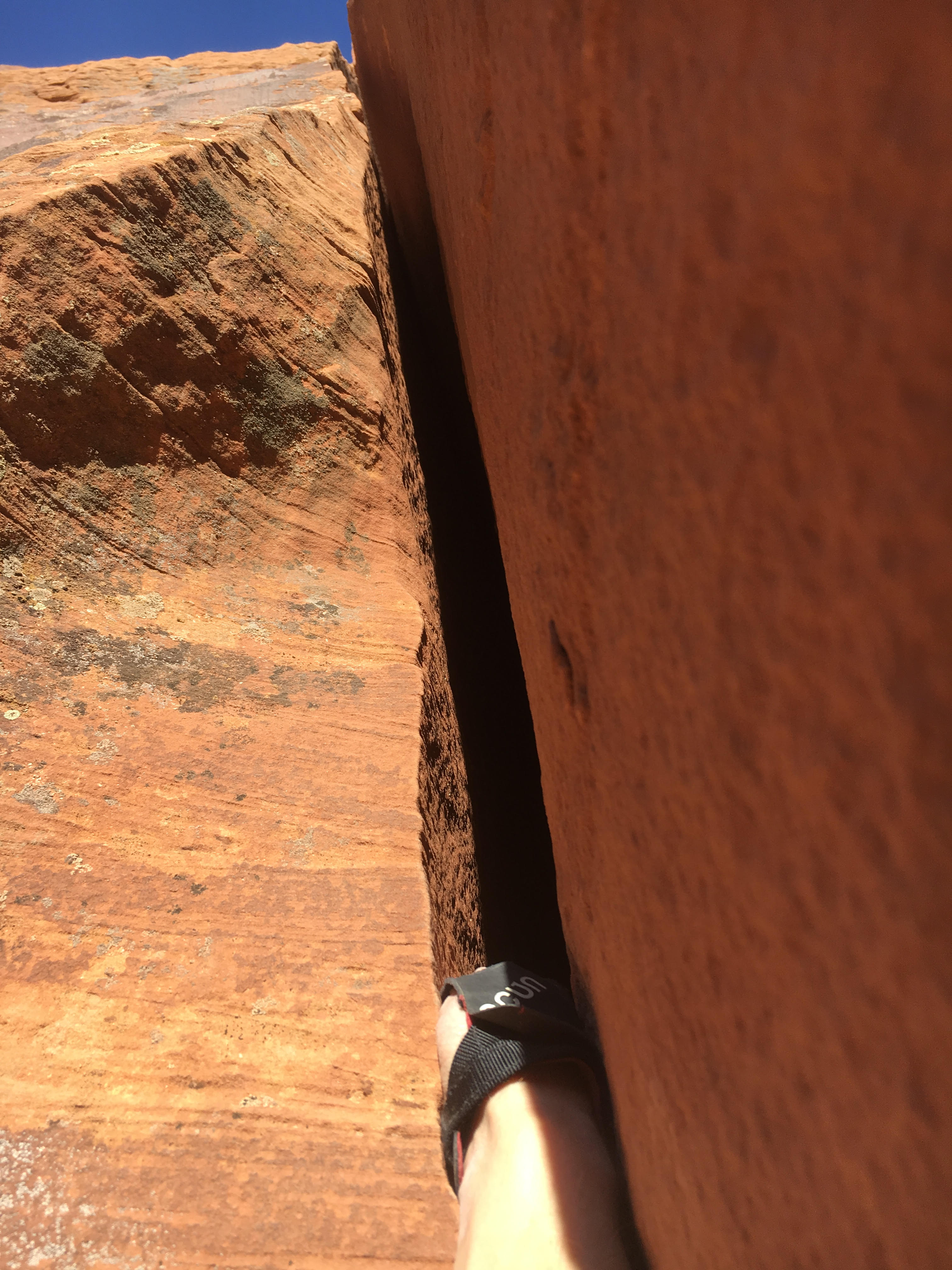 The Ocun Crack Gloves made for dreamy hand jamming in the wide cracks on Relics. [Photo] Derek Franz