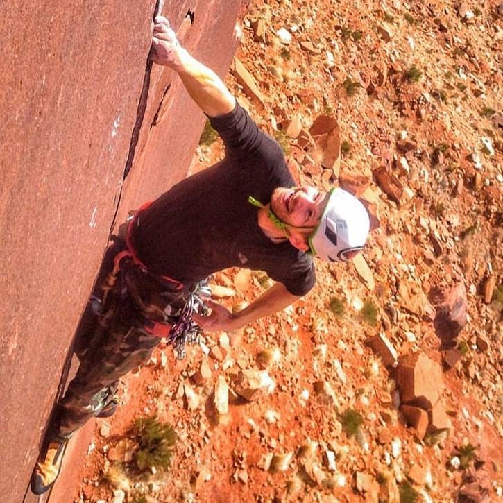Derek Franz enjoying the ring locks on Family Home Night (5.12) in Indian Creek, 2017. [Photo] Dolgio Nergui