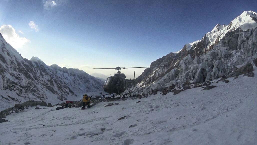 The Askari Aviation helicopter landing on Nanga Parbat. [Photo] Courtesy of Denis Urubko