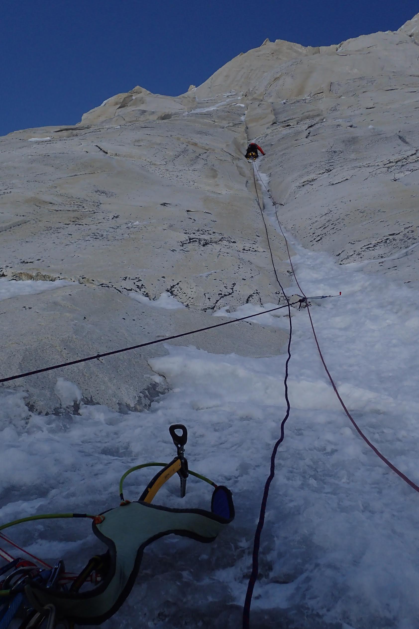 [Photo] Courtesy of Dmitry Golovchenko and Mountain.RU.
