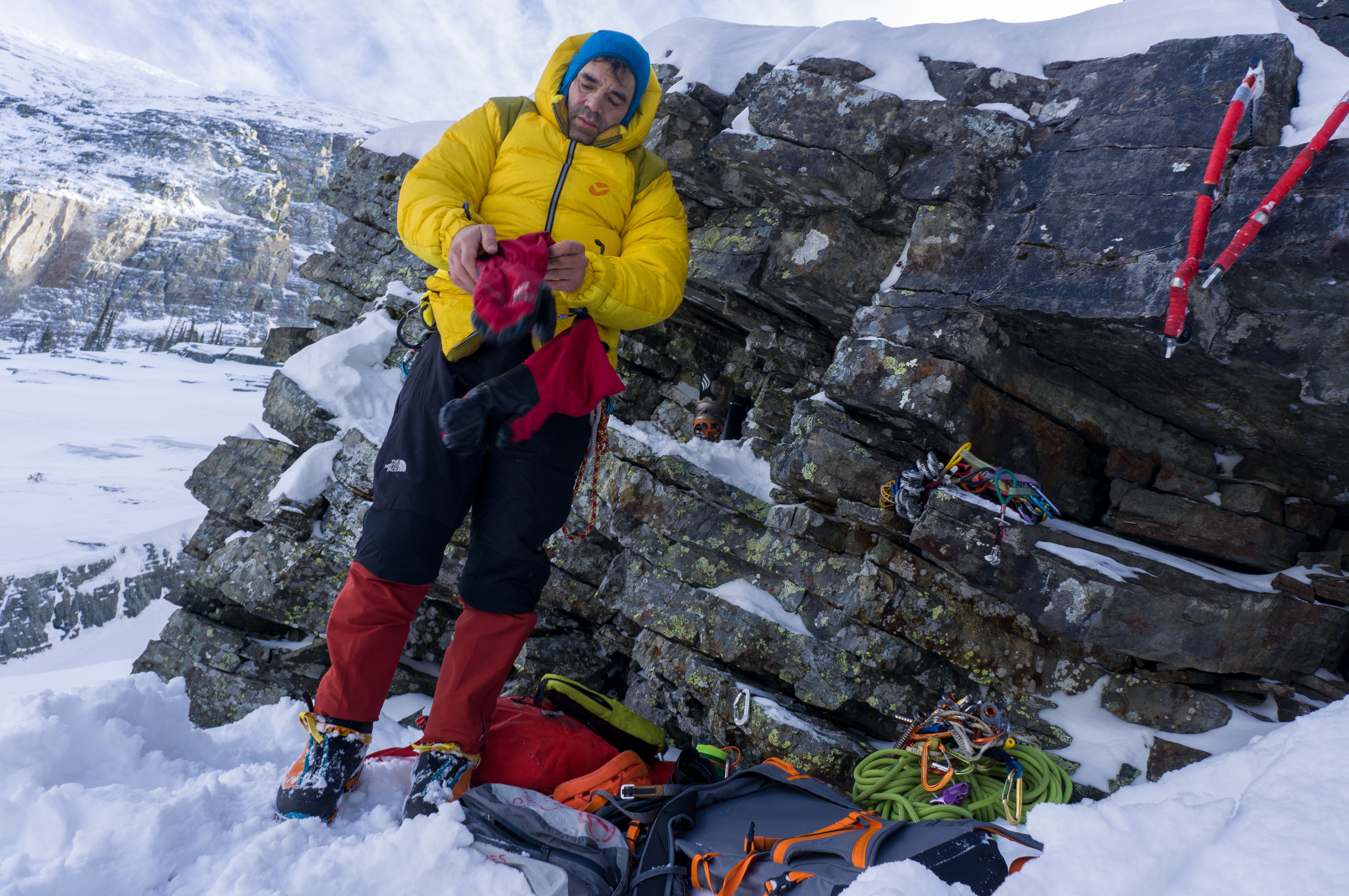 Coldiron racks up for a climb on the Thunderdome above Granite Lake in the Cabinet Mountains. [Photo] Brian White