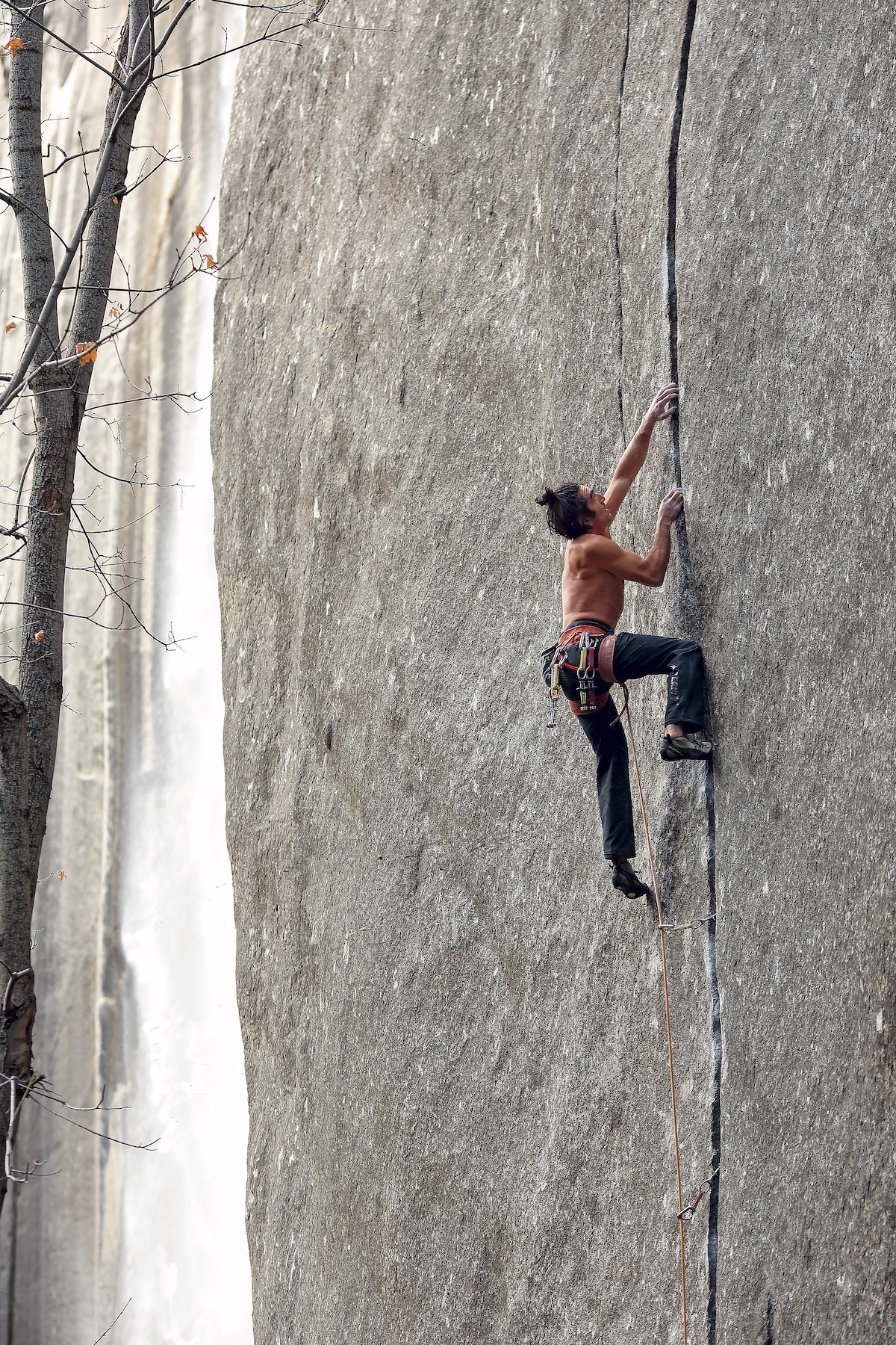a66-magic-line-1 Lonnie Kauk on Magic Line (5.14c). Jim Thornburg