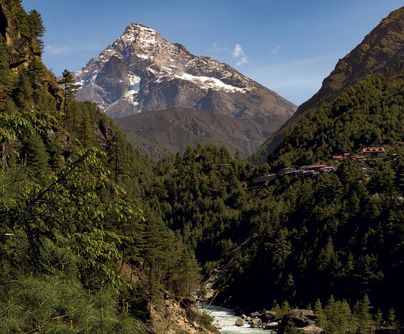 Mt. Khumbila, Khumbu, Nepal. [Photo] Un Sherpa