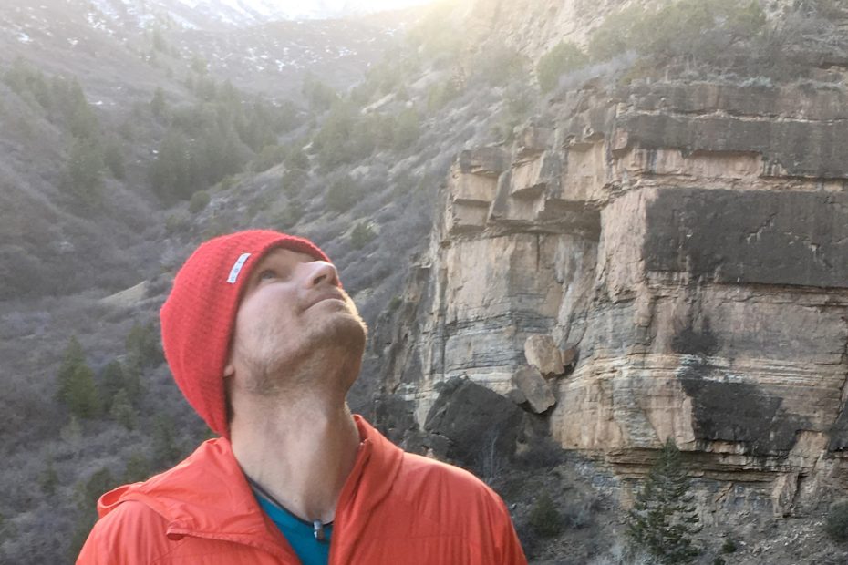 The Black Diamond Access Hoody keeps Derek Franz comfortable between climbs at Main Elk, Colorado, in early March. [Photo] Mandi Franz