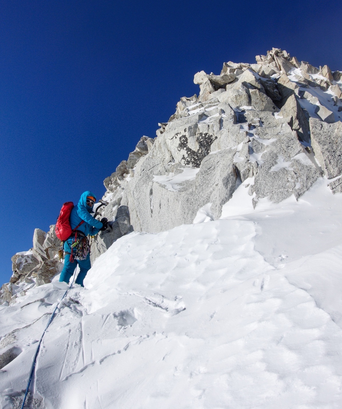 John Kelley starting the last pitch before the summit. [Photo] Benjamin Billet