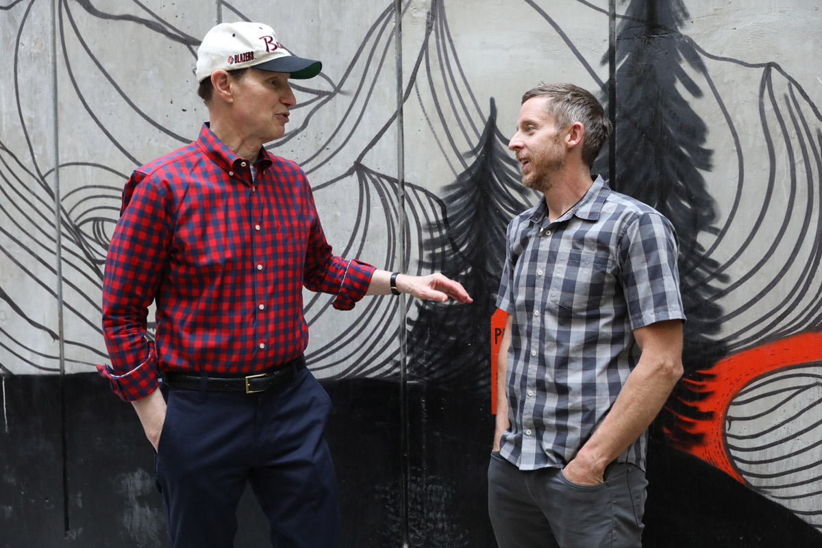 Senator Wyden (D-OR) with Tommy Caldwell. [Photo] Stephen Gosling