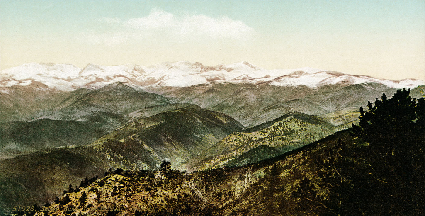 Snowy Range Medicine Bow Mountains from Bellevue, Colorado. [Photo] Wikipedia Commons