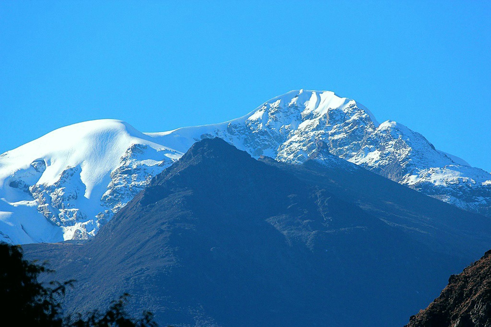 Unknown 5906-meter peak, north face, eastern end of Bobonung massif. [Photo] Tom Nakamura