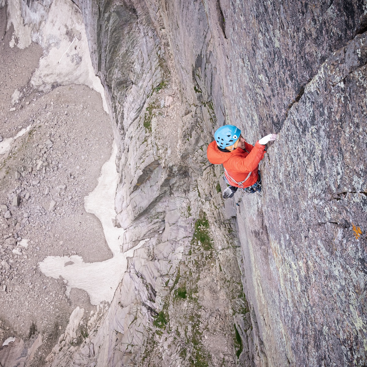 Madaleine Sorkin during her free ascent of the Dunn-Westbay Direct (IV 5.14-, 4 pitches, 1,000') on the Diamond of Longs Peak (Neniisotoyou'u, 14,255') on August 10. [Photo] Henna Taylor