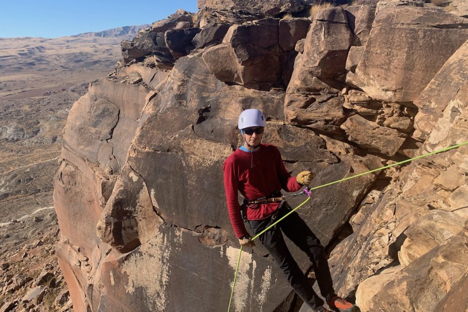 The author using the Trango Vergo to rappel down into the Zen Wall near St. George, Utah. [Photo] Catherine Houston